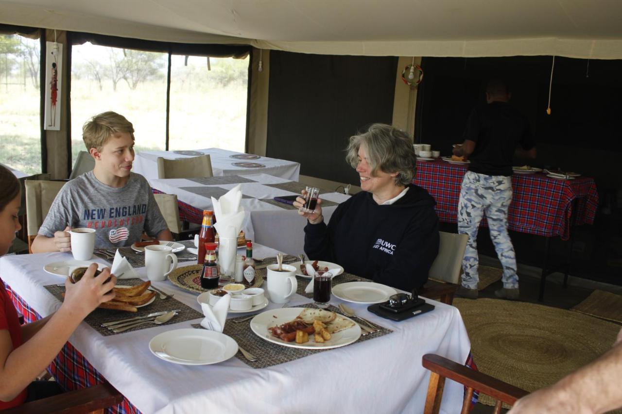Osero Serengeti Luxury Tented Camp Banagi Exteriör bild