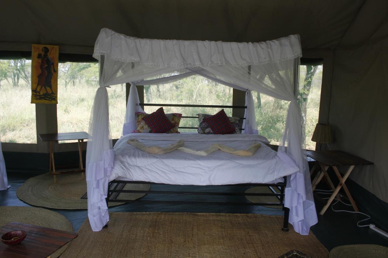 Osero Serengeti Luxury Tented Camp Banagi Exteriör bild