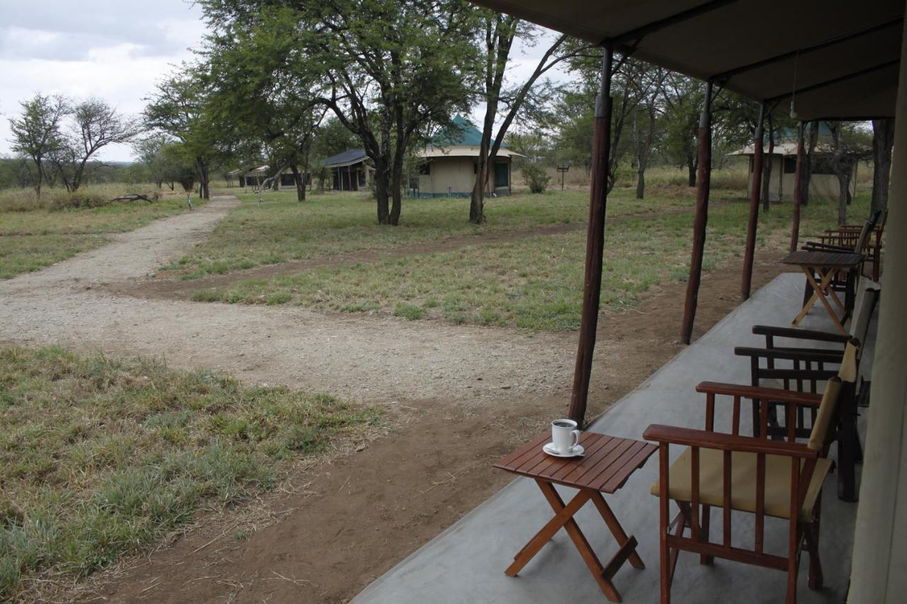 Osero Serengeti Luxury Tented Camp Banagi Exteriör bild