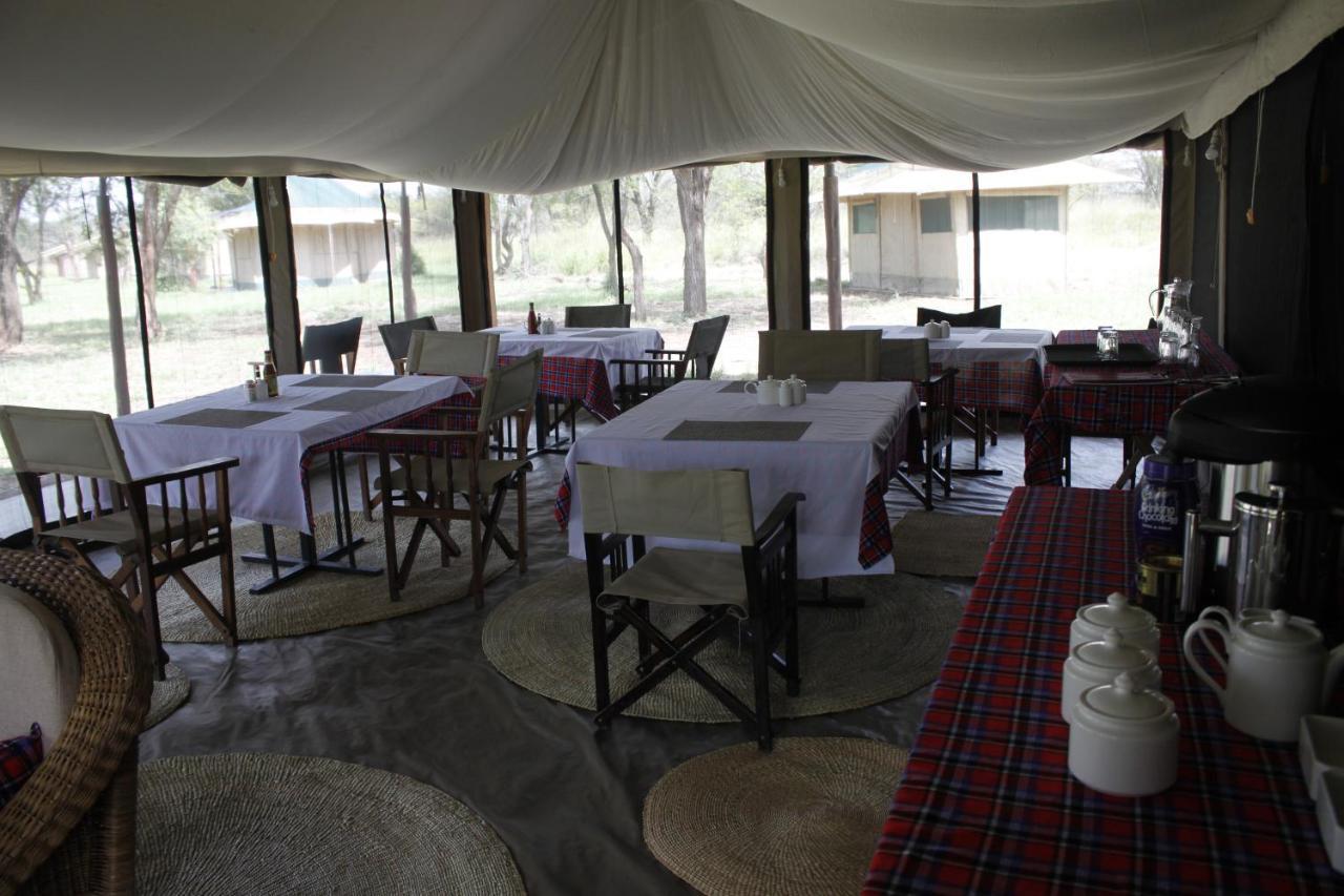 Osero Serengeti Luxury Tented Camp Banagi Exteriör bild